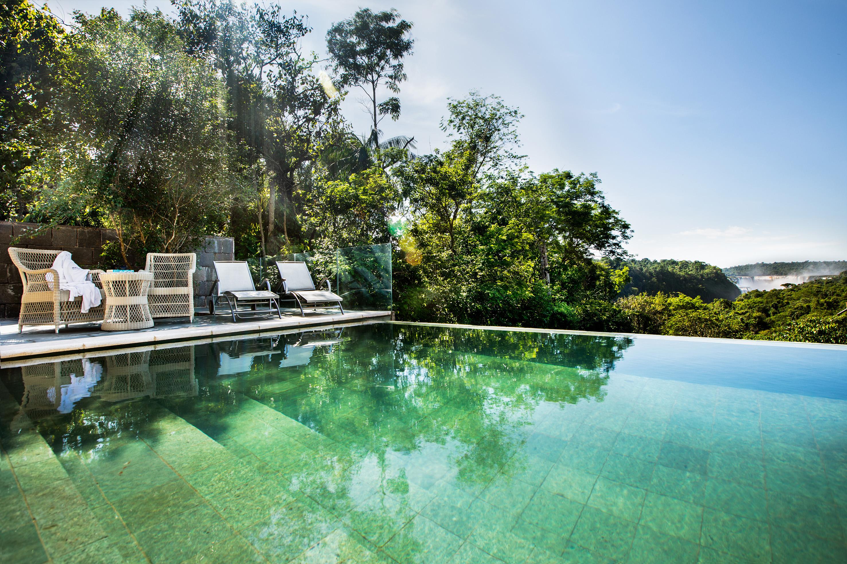 Gran Melia Iguazu Hotell Puerto Iguazú Eksteriør bilde The swimming pool at the hotel