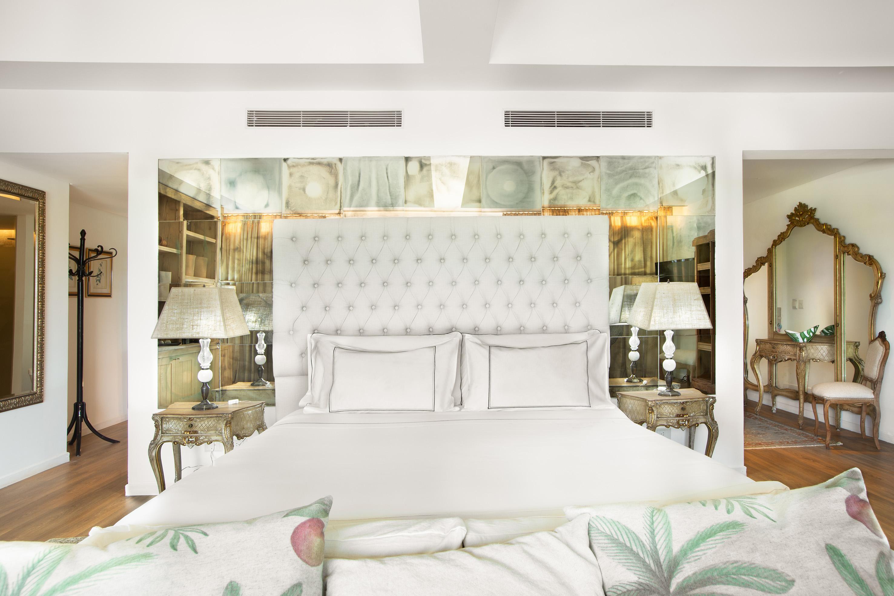 Gran Melia Iguazu Hotell Puerto Iguazú Eksteriør bilde A bedroom with a mirrored wall