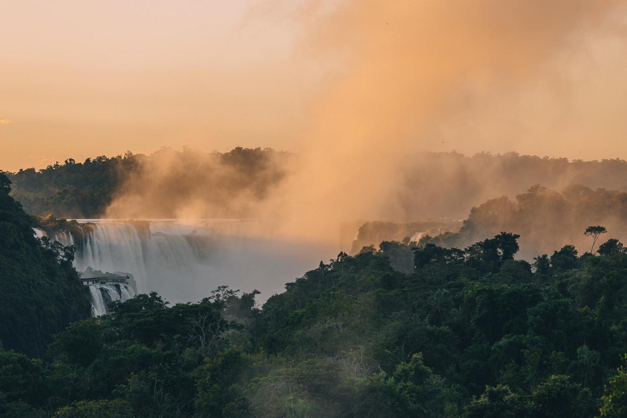 Gran Melia Iguazu Hotell Puerto Iguazú Eksteriør bilde Victoria Falls